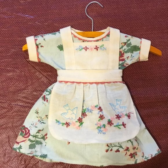 NWOT Seasons of Cannon Falls Dress on Hanger - Kitchen/Laundry Room Decoration - Picture 1 of 3